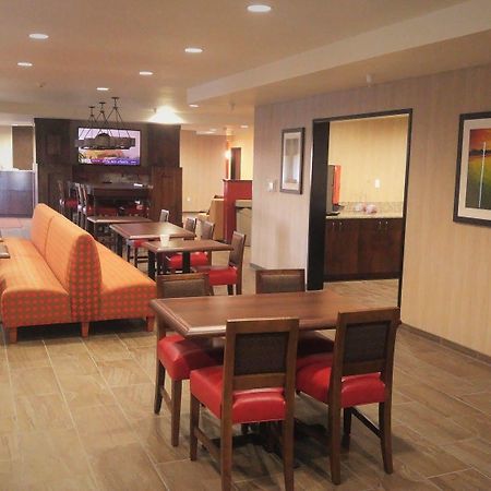 Inn At Hunters Run Watford City Zewnętrze zdjęcie