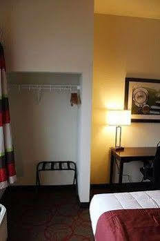 Inn At Hunters Run Watford City Zewnętrze zdjęcie